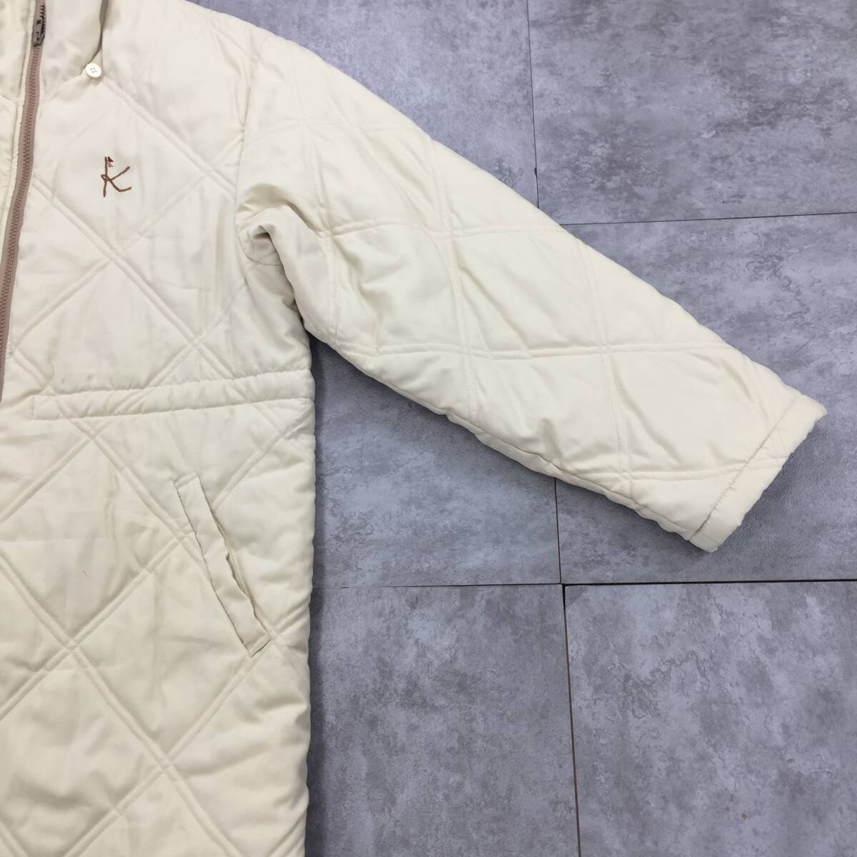 KUMIKYOKU Kumikyoku one Point down jacket Kids girls ivory ivory color 160.