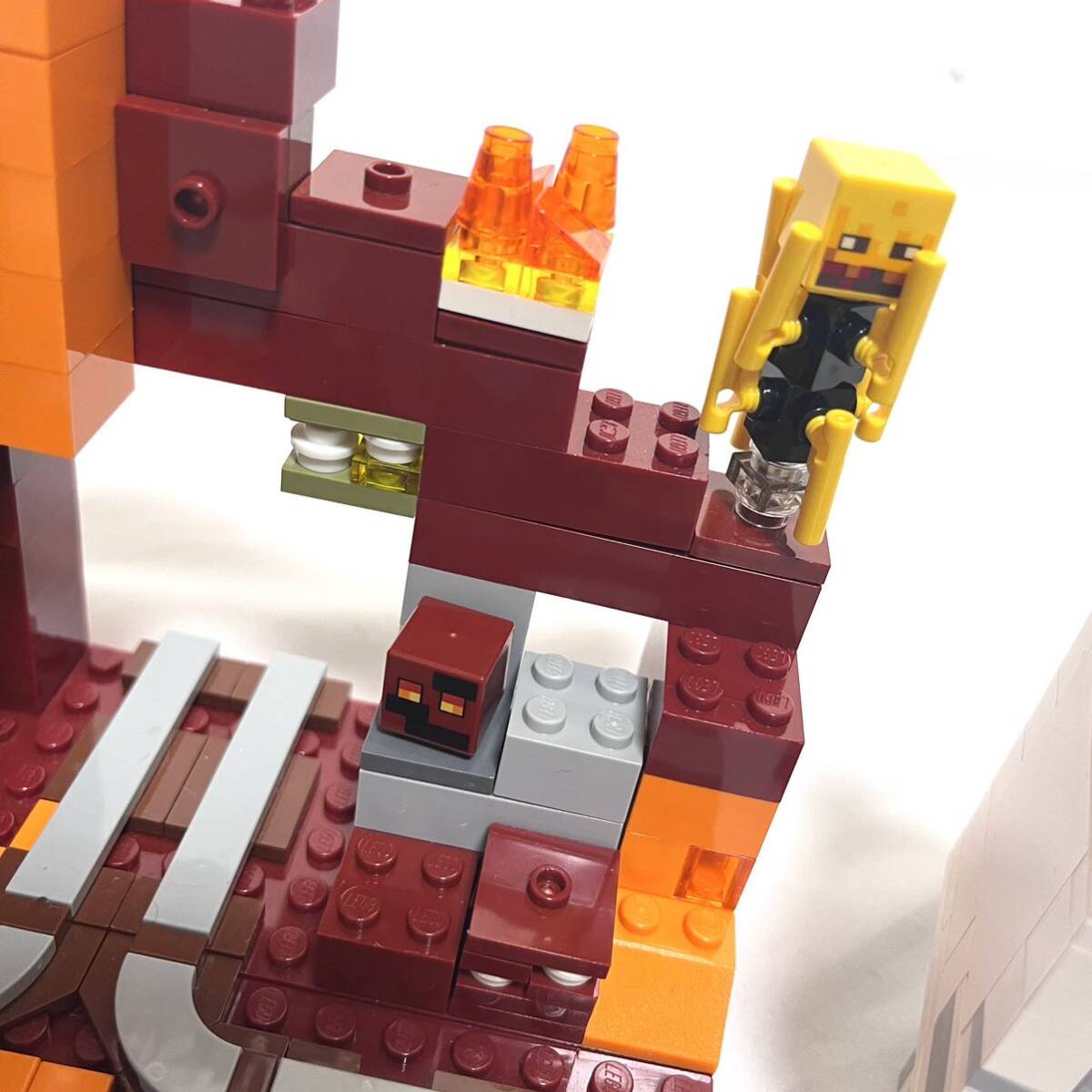 送料無料！正規品　レゴ LEGO マインクラフト マイクラ 21143 闇のポータル　ガスト　ネザー_画像3