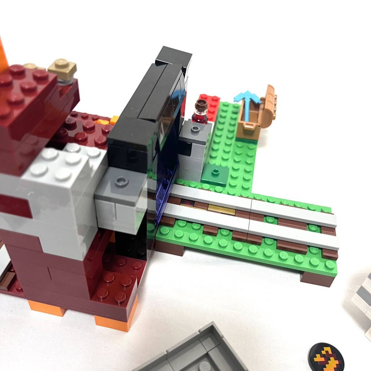 送料無料！正規品　レゴ LEGO マインクラフト マイクラ 21143 闇のポータル　ガスト　ネザー_画像8