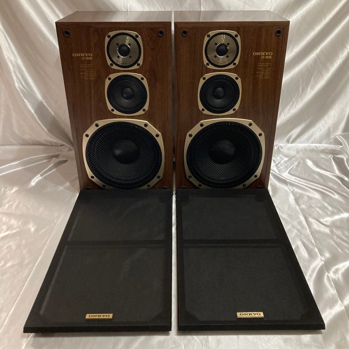 美品 3wayスピーカー オンキョー D 55 ONKYO BASS 同番ペア 美品 3wayスピーカー オンキョー D 55 ONKYO BASS 同番ペア