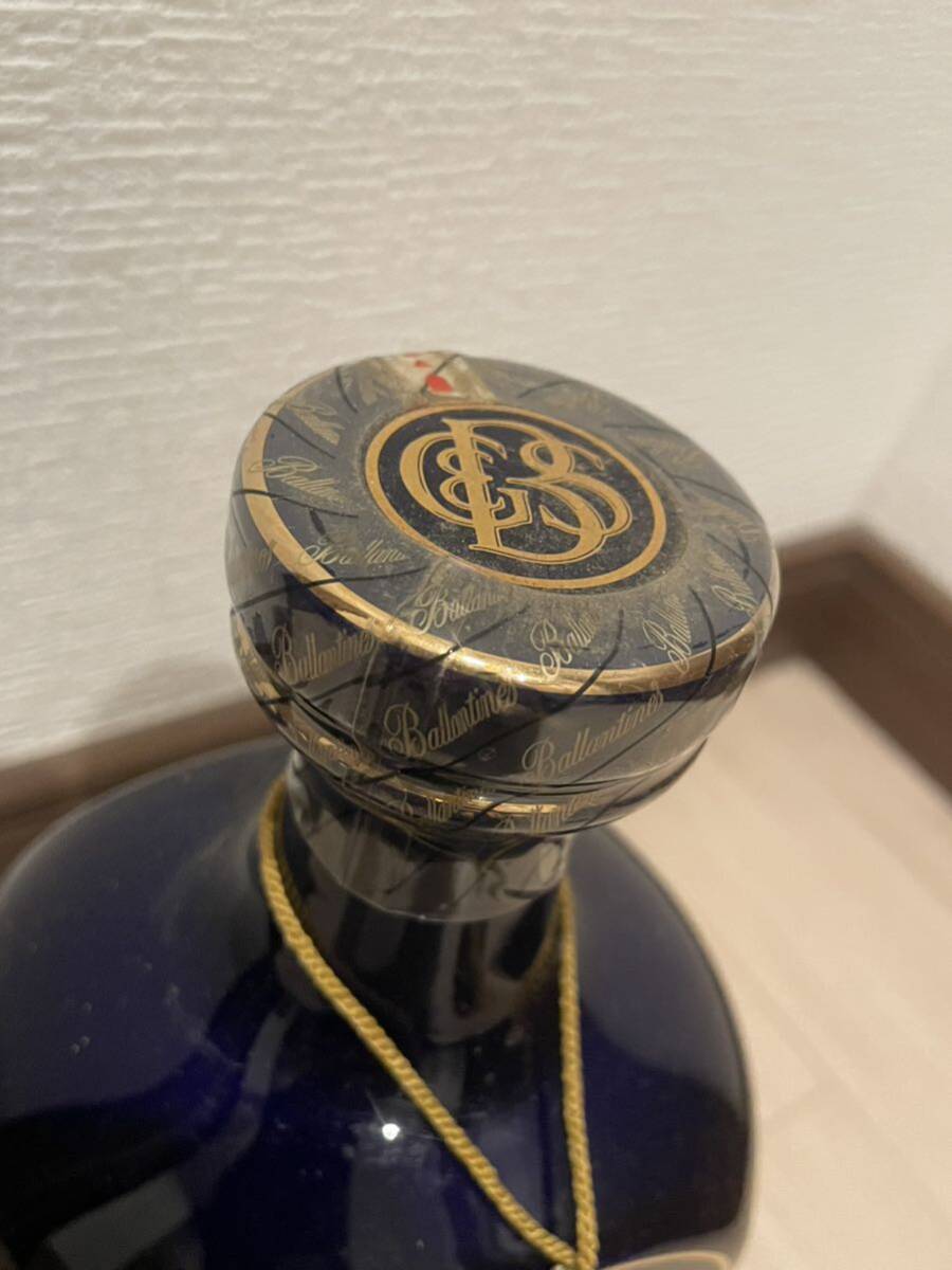 バランタイン 21年 ベリーオールド 青陶器 700ml 43％ スコッチBallantine 古酒 _画像3