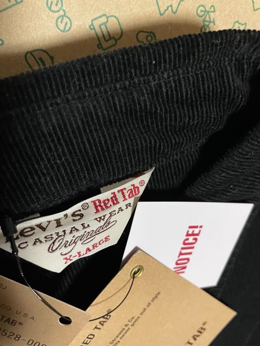 リーバイス コーデュロイ シャツ　サイズＸＬ　普段MーLサイズの方には大きすぎる　ブラック 長袖