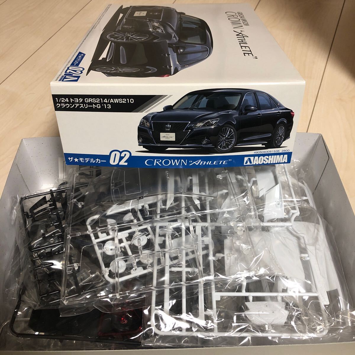 トヨタ GRS214/AWS210 クラウン アスリート G 2013 （1/24スケール ザ・モデルカー No.2（旧） 051535）アオシマ _画像2