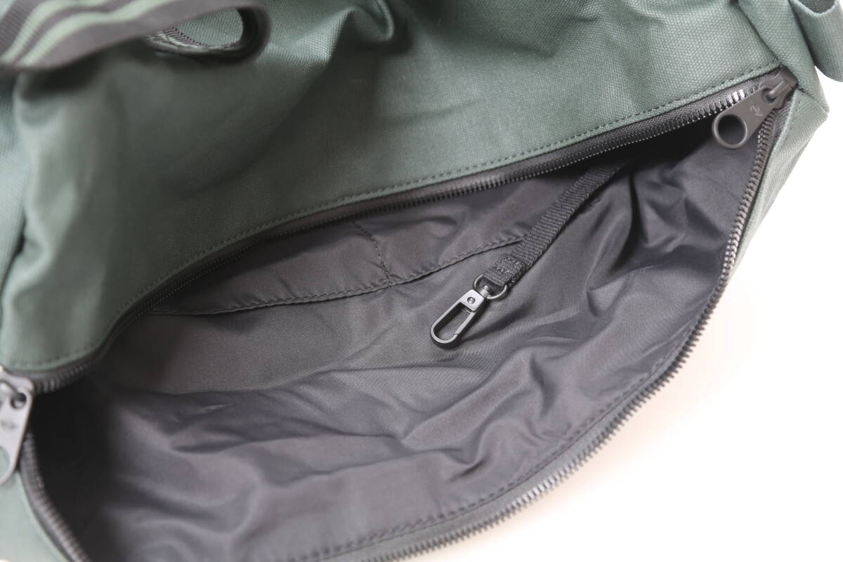 ☆BMW☆MINI(JCW) 純正ダッフルバッグ　JCW Duffle Bag / Racing Green 未使用保管品_画像8