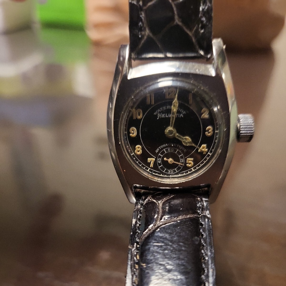 手巻き 腕時計 helvetia の画像6
