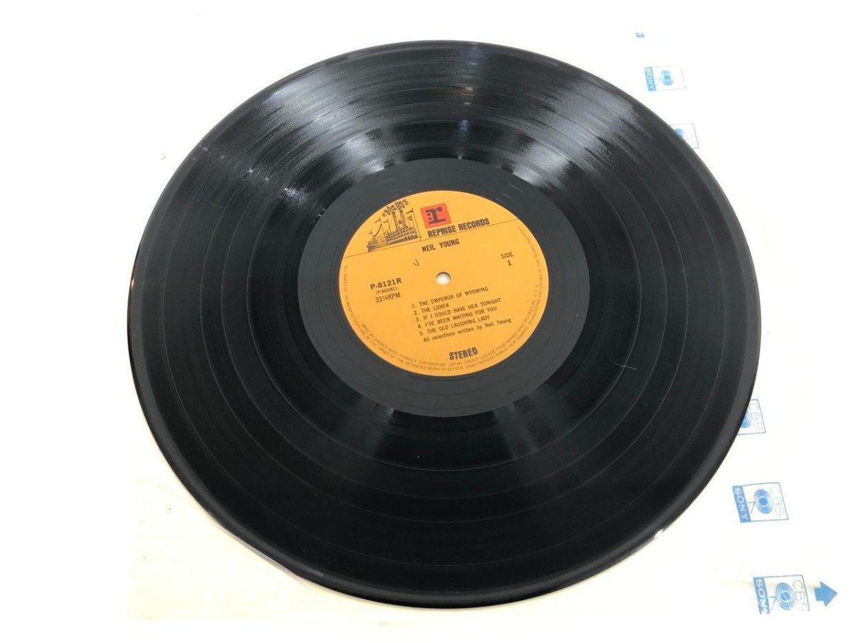 ▼　【LPレコード　Neil Young ニール・ヤング　P-8121R】167-02403_画像5