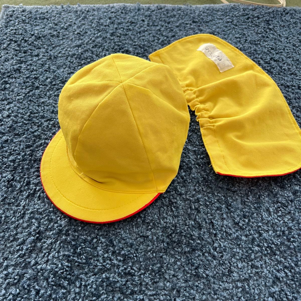 カラー帽子　赤黄帽子