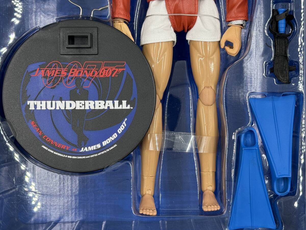 サイドショウ・トイ　007/サンダーボール作戦/ Thunderball: ジェームズ・ボンド　ショーン・コネリー　1/6 アクションフィギュア _ナイフシースは劣化で表面がはがれています