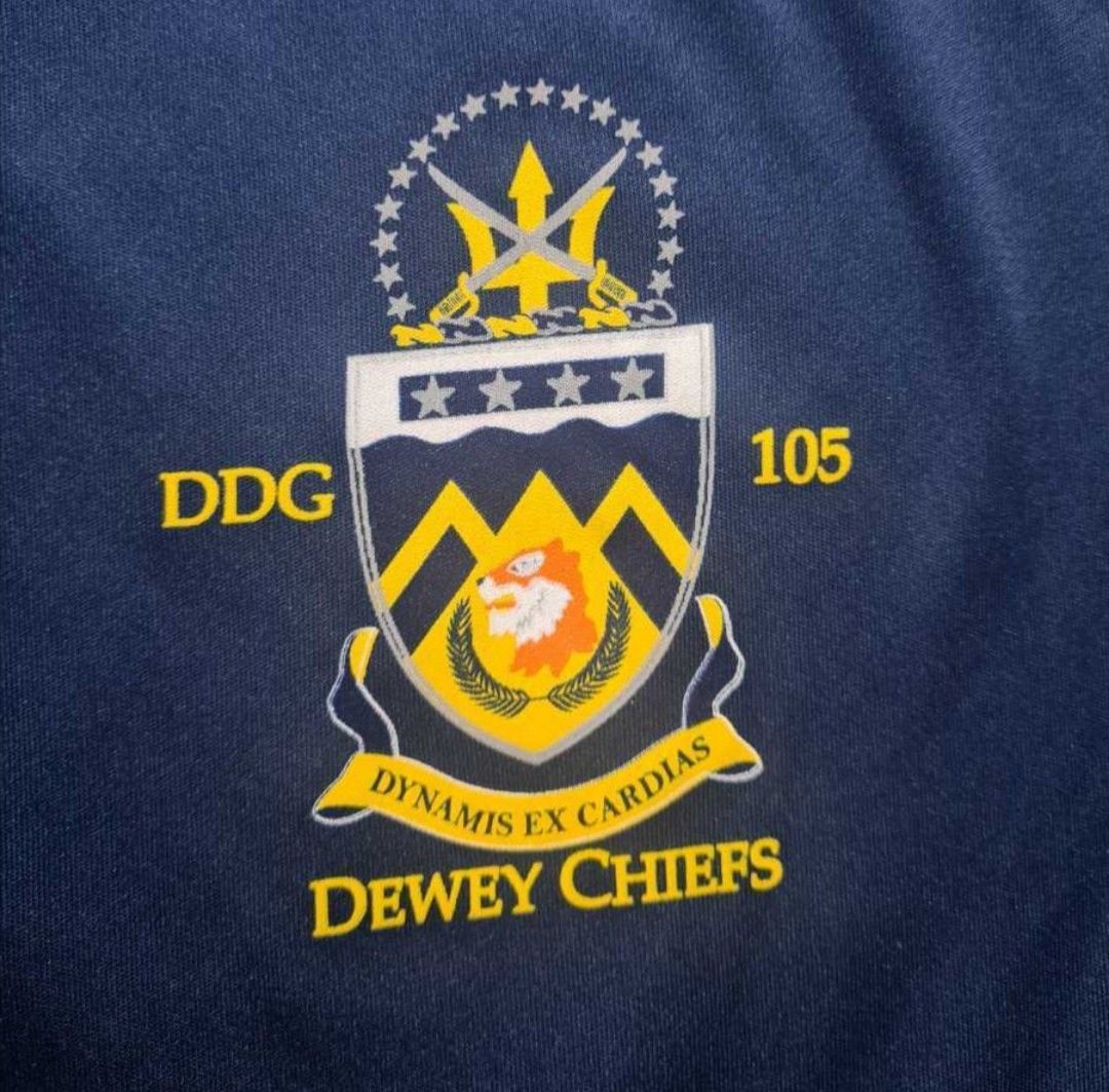 【★非常レア米軍放出品★、未使用に近い】DDG105 船マーク付き Tシャツ