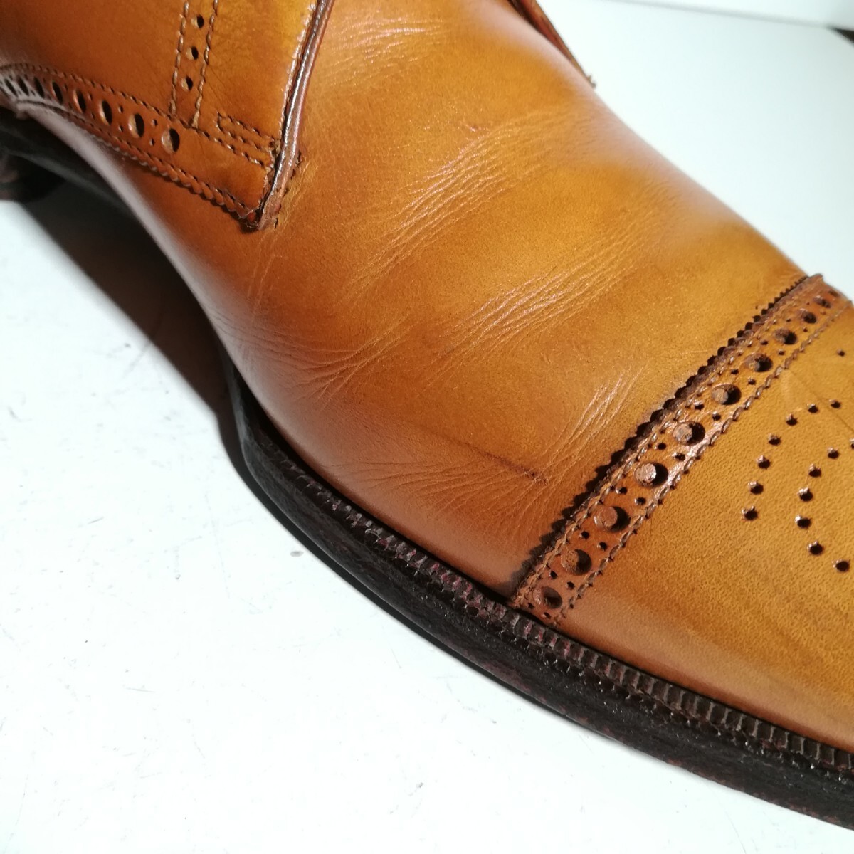 c0100 ★クロケット&ジョーンズ Crockett&Jones★ THIERRY セミブローグ 8D 26.5cm程度 明茶 ドレスシューズ ビジネス 高級革靴 紳士靴_画像4