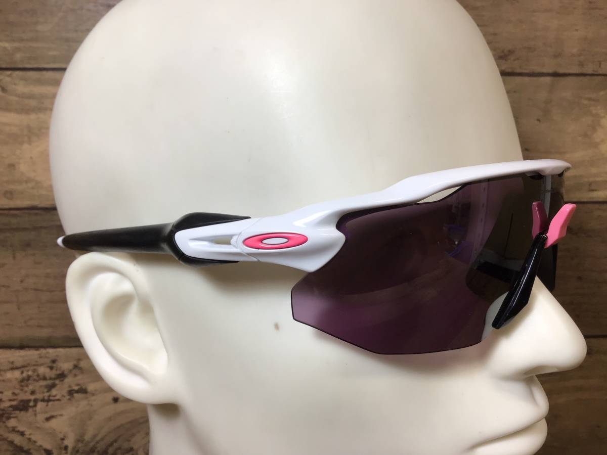 HN274 オークリー OAKLEY レイダー RADAR EV サングラス アイウェア 黒 PRIZMレンズ ※付属レンズ傷_画像4