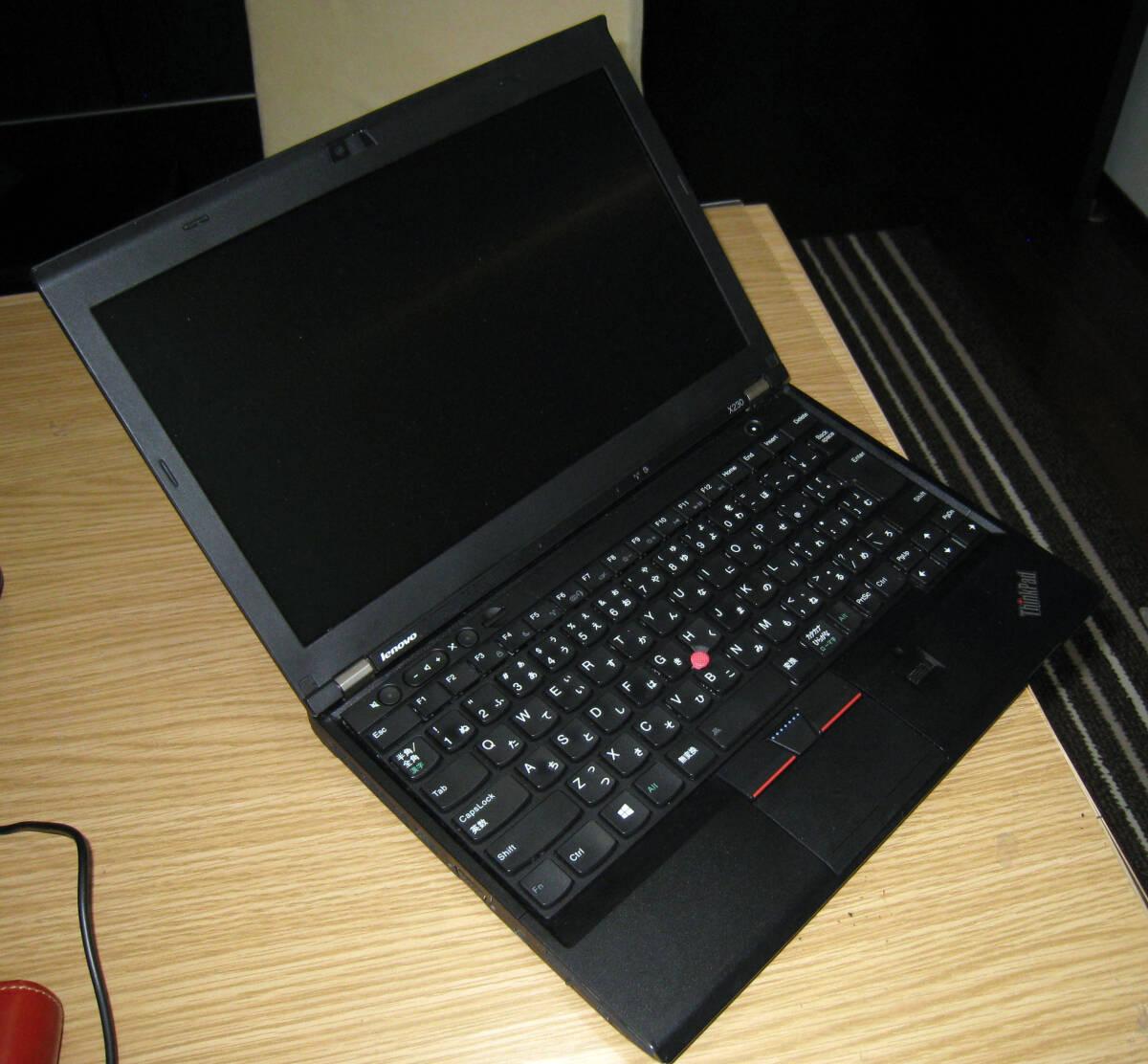 Lenovo ThinkPad X230 (Model: 2325V6T) (中古)_画像3