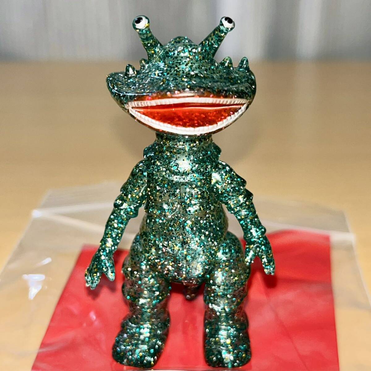 マルサン カネゴン Green Glitter マルガチャ Z-SOFVI EX ウルトラQ ウルトラマン marusan KANEGON 緑ラメ ソフビ sofvi_画像1