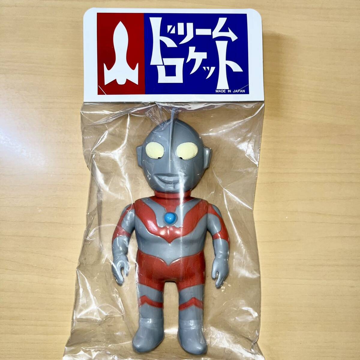 Yahoo!オークション - ドリームロケット ウルトラマン ソフビ Yahoo!オークション - ドリームロケット ウルトラマン ソフビ