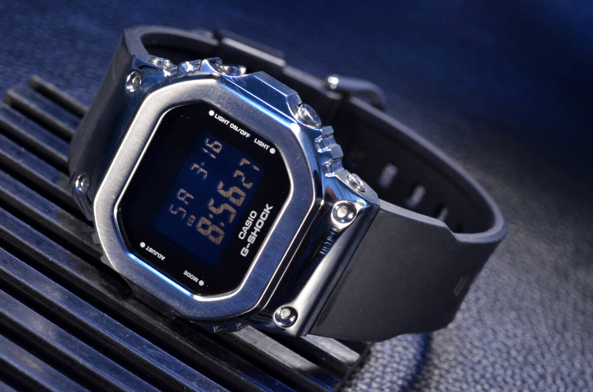 ■CASIO(カシオ)G-SHOCK GM-S5600-1JF ユニセックスモデル 中古良品の画像1