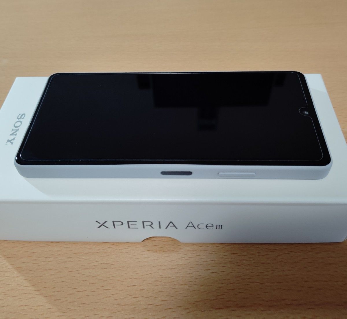 Xperia Ace III SOG08 グレー【オマケ付】