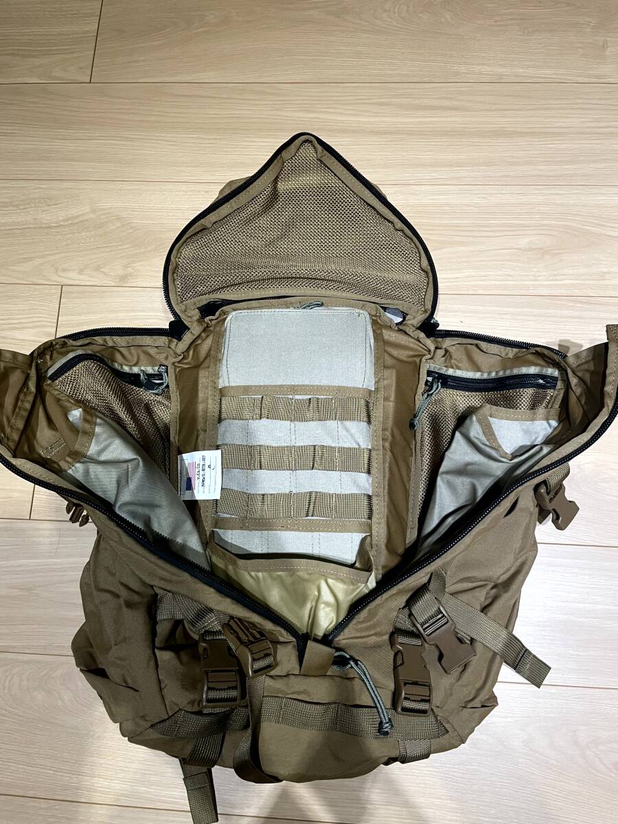 希少! USA製!【実物】Mystery Ranch ミステリーランチ 3Day ASSAULT (M/L) 初期型 コヨーテ バックパック DEVGRU seal Crye LBT Eagle_画像8