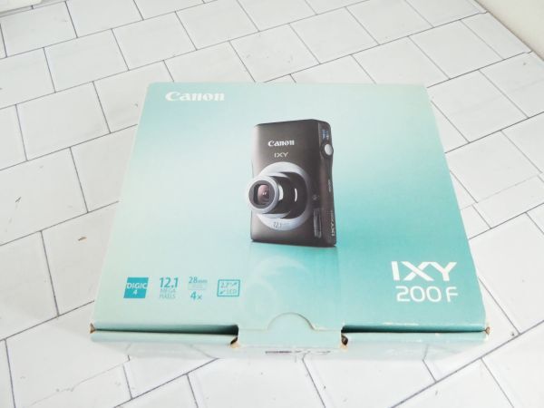 Canon キヤノン IXY 200F コンパクトデジタルカメラ 箱 取説 ケーブル 充電器付 液晶にヤケあり 撮影OK 説明文必読願います！_画像1