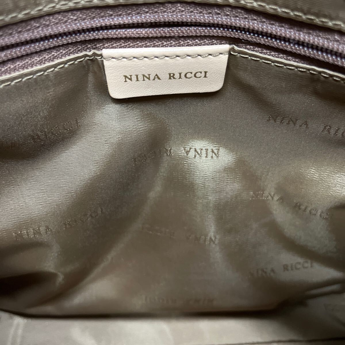 ショルダーバッグ ベージュ系 ニナリッチ　NINA RICCI バッグ　美品_画像5