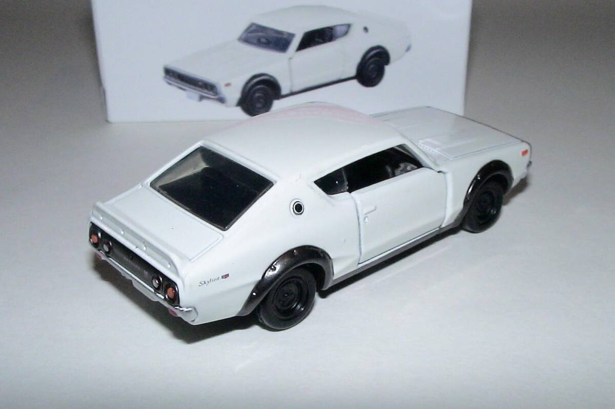 新品 トミカプレミアム SKYLINE 2000GT GT-R (KPGC110) NISSAN SKYLINE 3 MODELS COLLECTION _画像6