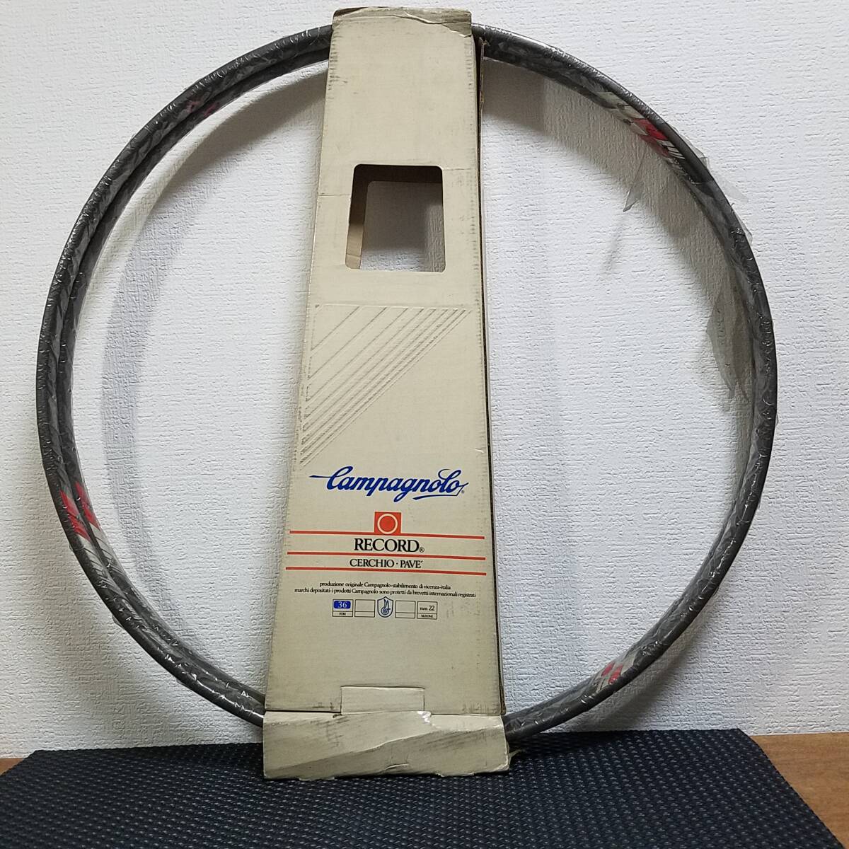 Campagnolo RECORD CERCHIO・PAVE' 36H カンパニョーロ　レコード チューブラーリム 当時物 2本セット 700C TUBULAR RIMS 未使用品_箱にダメージが有ります。