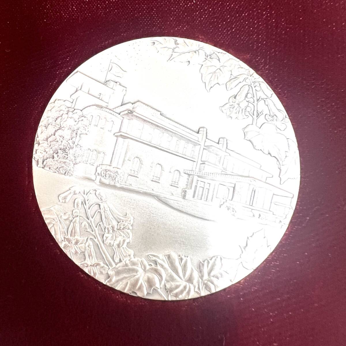 M：銀メダル 内閣制度創始100周年記念メダル 純銀製 造幣局製 記念メダル 記念コイン 保管品 コレクションの画像2
