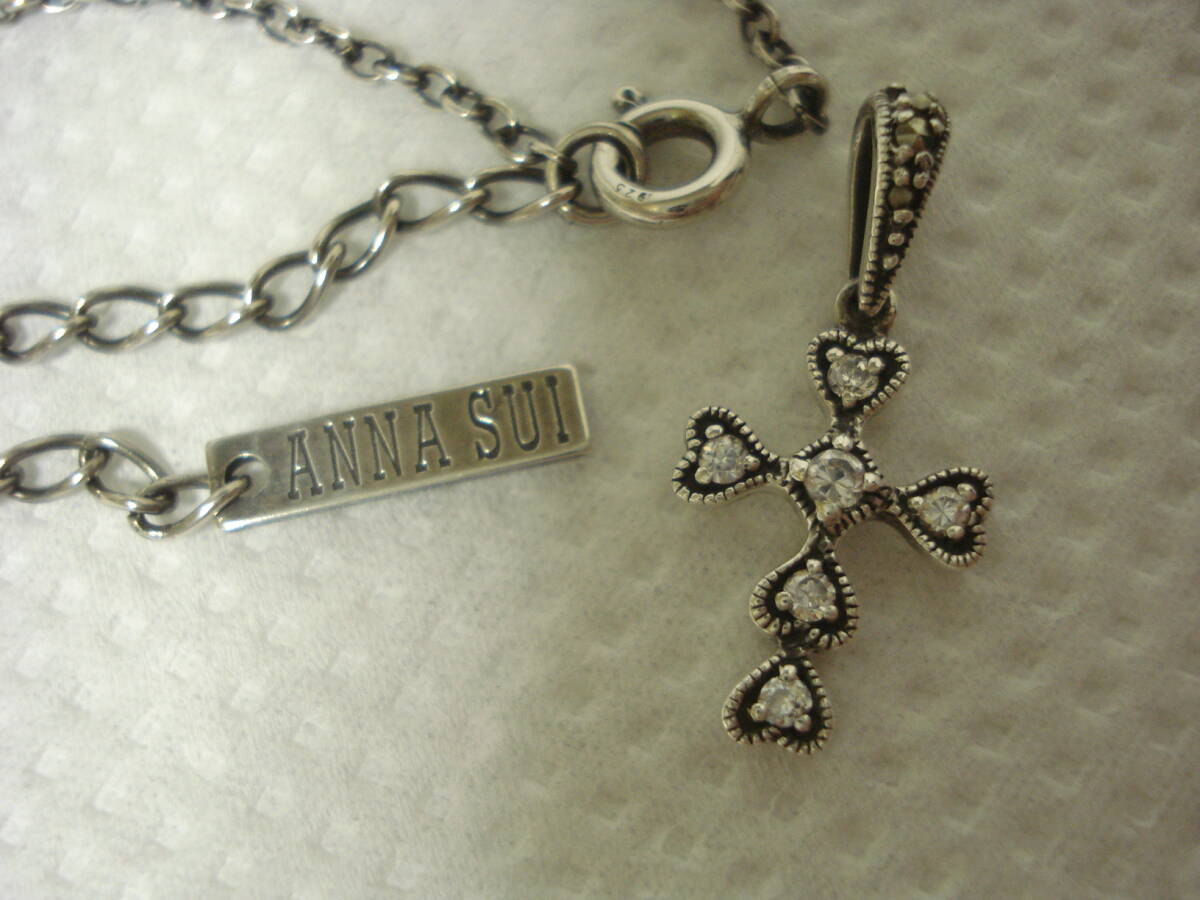 * Anna Sui silver 925 necklace * Heart shape Cross 10 character .