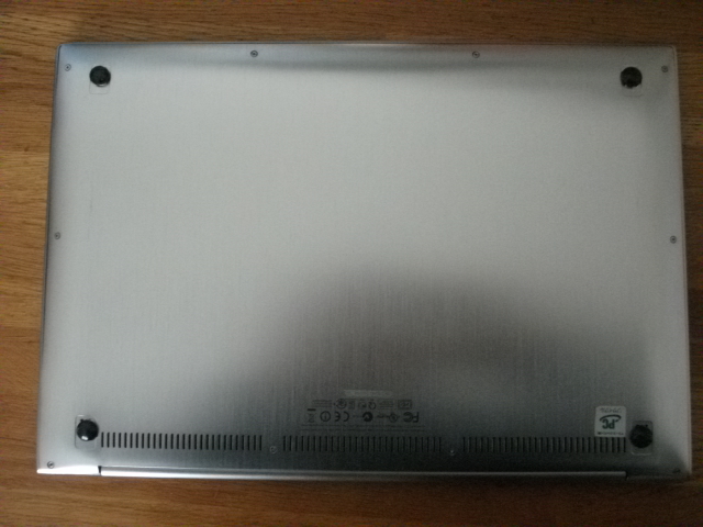 ASUS UX31E Core i5モデル アダプター付属　SSD無し_画像5