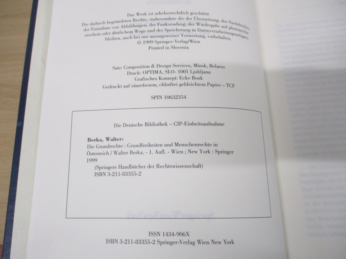 ▲01)【同梱不可】(独文)Die Grundrechte/Walter Berka/Springer/1999年発行/基本的権利 オーストリアにおける基本的自由と人権/ドイツ語/A_画像3