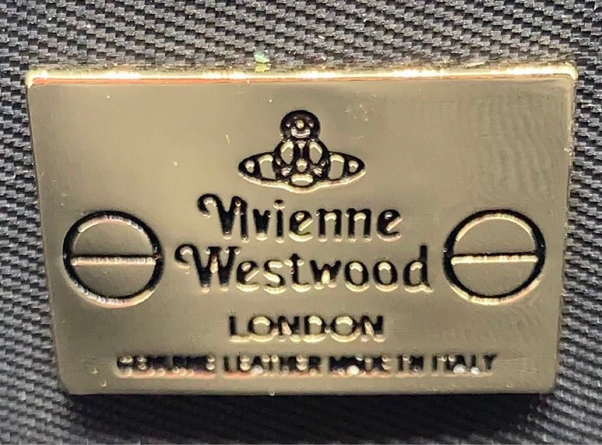 VivienneWestwood ヴィヴィアンウエストウッド長財布　ホワイトピンクマルチ　アウトレット品