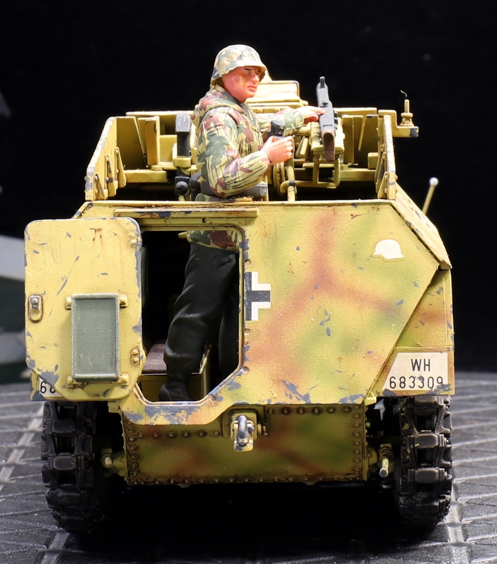 1/35 ドイツ軍 Sd.Kfz.250/8 軽装甲兵員車 シュツンメル7.5cm k51 制作完成品_画像5