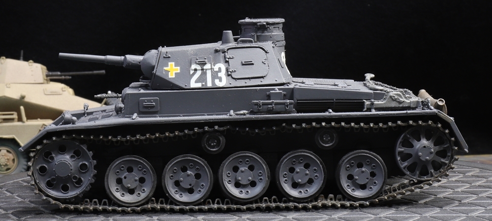 1/35 ドイツ軍 Ⅲ号戦車E型「213号車」レジンキャストキット制作完成品_画像3