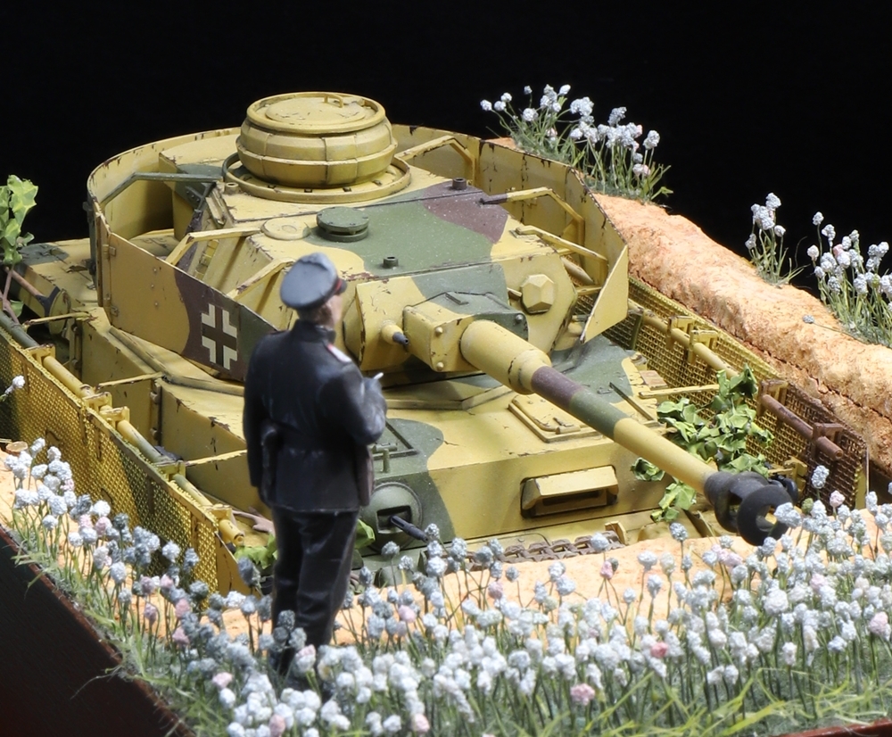 1/35 ドイツ軍 Ⅳ号戦車J型 ダッグイン ジオラマ 制作完成品 ベースサイズ（縦300ｍｍ×横200ｍｍ×高さ100ｍｍ）_画像8