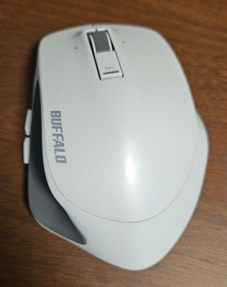 バッファローBUFFALO  ワイヤレスマウス Bluetooth 静音 マウス ホワイト