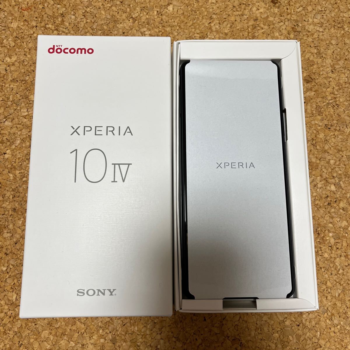 ドコモ 新品未使用 Xperia SO52C ブラック　一括購入 SIMフリー 送料無料_画像1