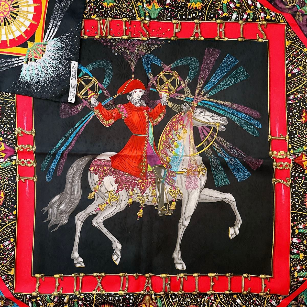 HERMES エルメス FEUX D'ARTIFICE カレ90 スカーフ 大判 技巧の HERMES エルメス FEUX D'ARTIFICE カレ90 スカーフ 大判 技巧の