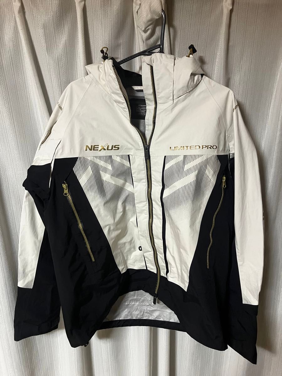 シマノ ネクサス　リミテッドプロ GORE-TEX 上下セット2XL ホワイト