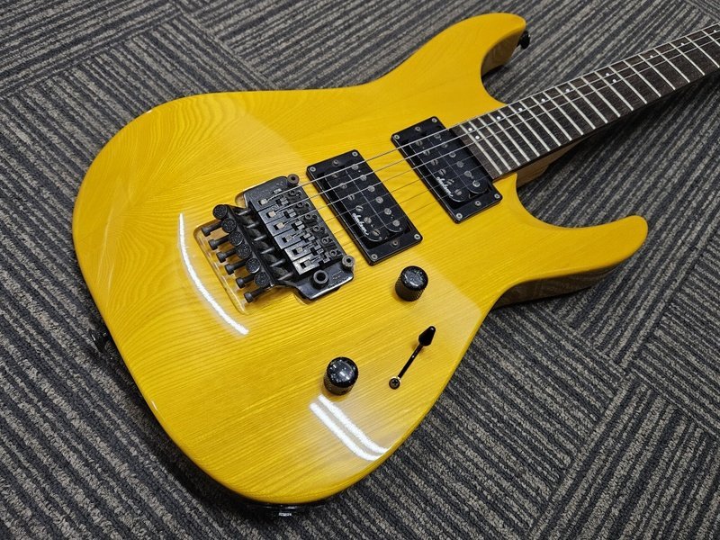 CHARVEL BY JACKSON Dinky エレキギター ケース付き　K0802+_画像3