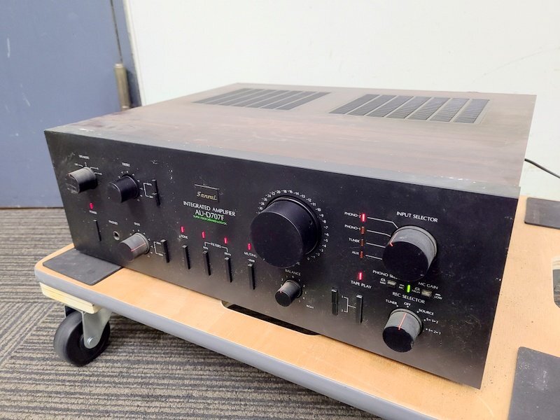 【ジャンク品】Sansui AU-D707F プリメインアンプ サンスイ 1円～　Y6845_画像1