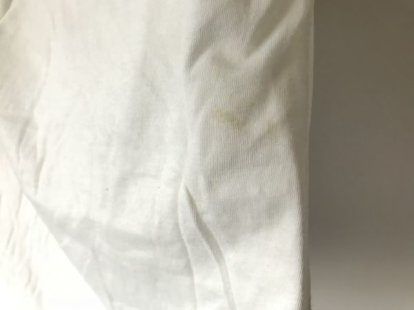 kb360■ T collecter ■ 半袖　Tシャツ　トップス　白　ホワイト　野菜プリント　個性的なデザイン　綿１００％　M相当　訳あり_バック右しみ