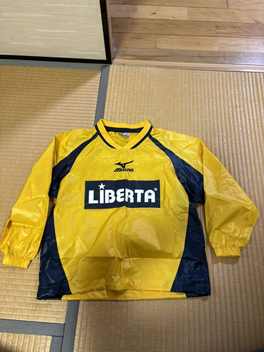 リベルタ　サッカー　ユニフォーム　中古 Liberta サイズ　ピステ　130_画像1