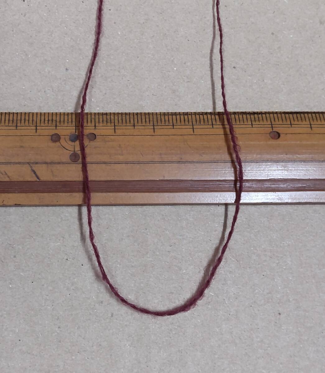 1668 糸 ◆　2/32 ウールアクリル　詳しい混率はわかりません。(注)　◆　編み物などに_画像3