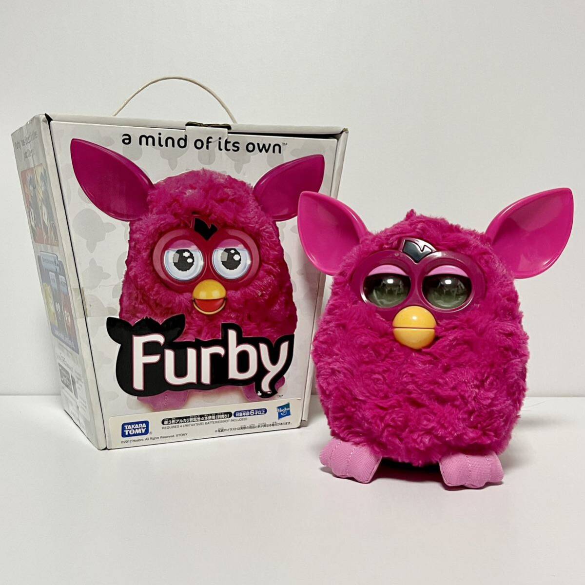 美品 簡易動作確認○ Furby ファービー 英語版 タカラトミー ぬいぐるみ おもちゃ 人形 バーチャルペット キャンディピンク 箱付き SW107の画像1