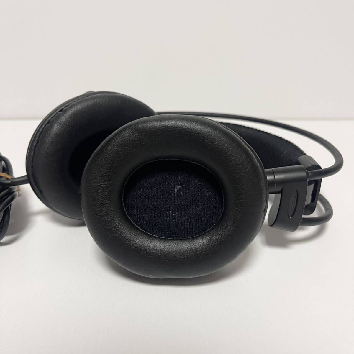簡易クリーニング済 audio-technica オーディオテクニカ ATH-T400 ヘッドホン ヘッドフォン 有線 密閉ダイナミック型 オーディオ機器 SW141_画像3
