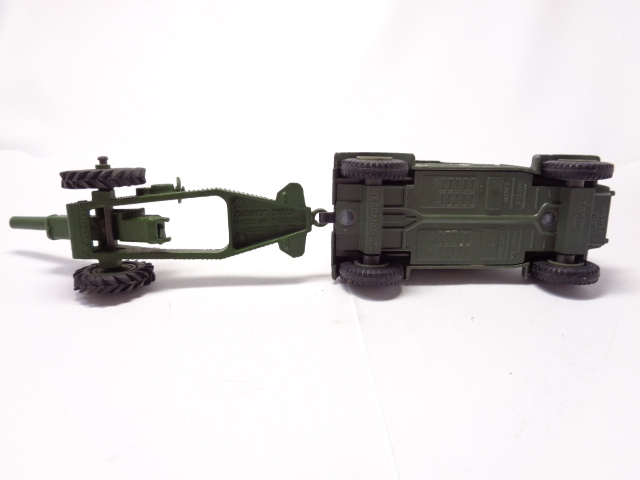 DINKY TOYS 617 VOLKSWAGEN KDF 693 Field Gun Howitzer 7.2in Dinky VW KDF. field gun set postage extra 