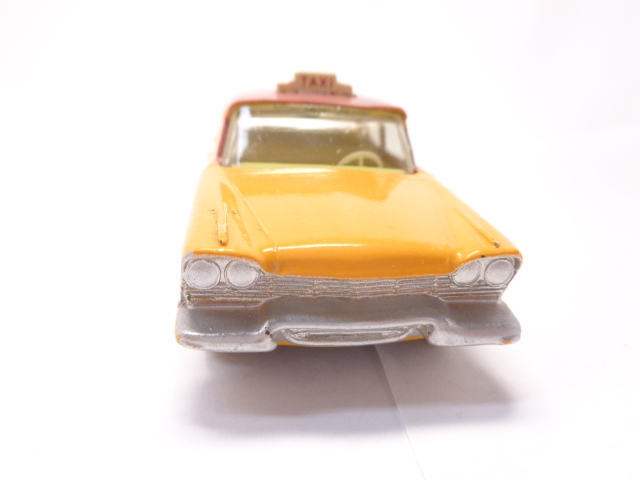 DINKY TOYS 265 PLYMOUTH PLAZA U.S.A. TAXI ディンキー プリマス プラザ U.S.A. タクシー 送料別の画像3