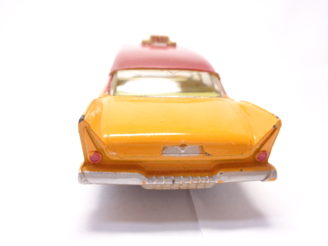 DINKY TOYS 265 PLYMOUTH PLAZA U.S.A. TAXI Dinky Prima s pra The U.S.A. taxi postage extra 