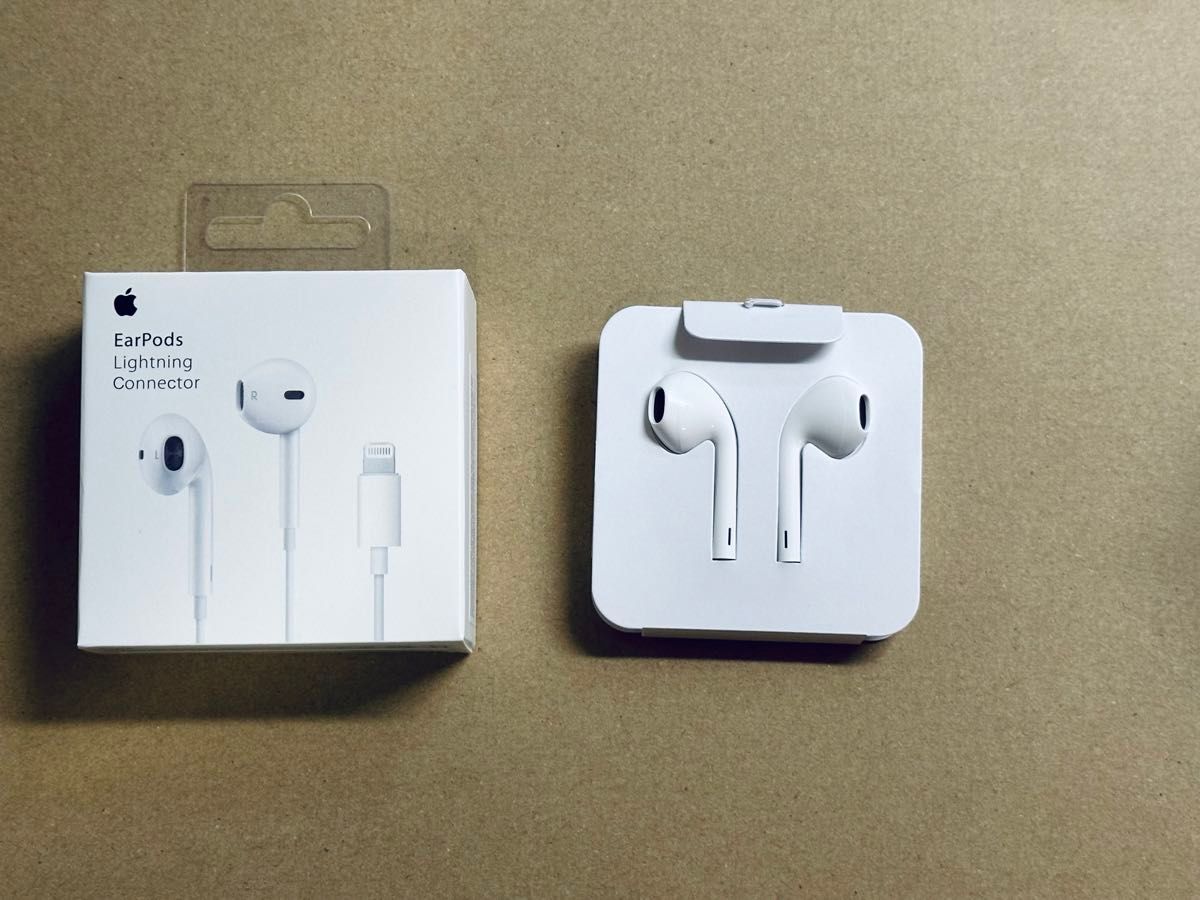 アップル　純正 iPhone 有線 EarPods ライトニング　イヤホン　Apple 付属品    インナーイヤー型イヤホン