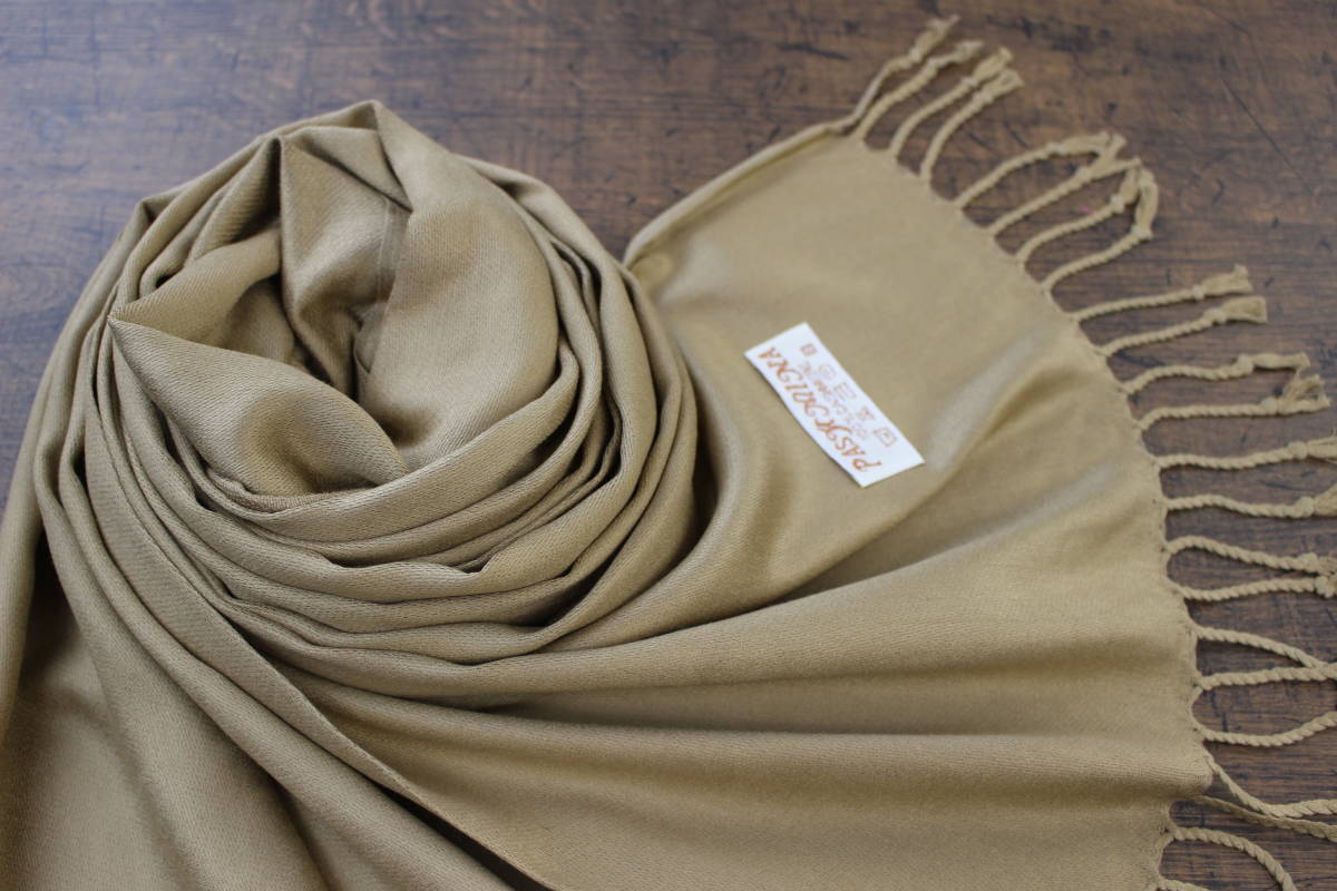 新品【パシュミナ Pashmina】無地 ベージュ BEIGE Plain 大判 ストール カシミア100% Cashmere 訳あり_画像2