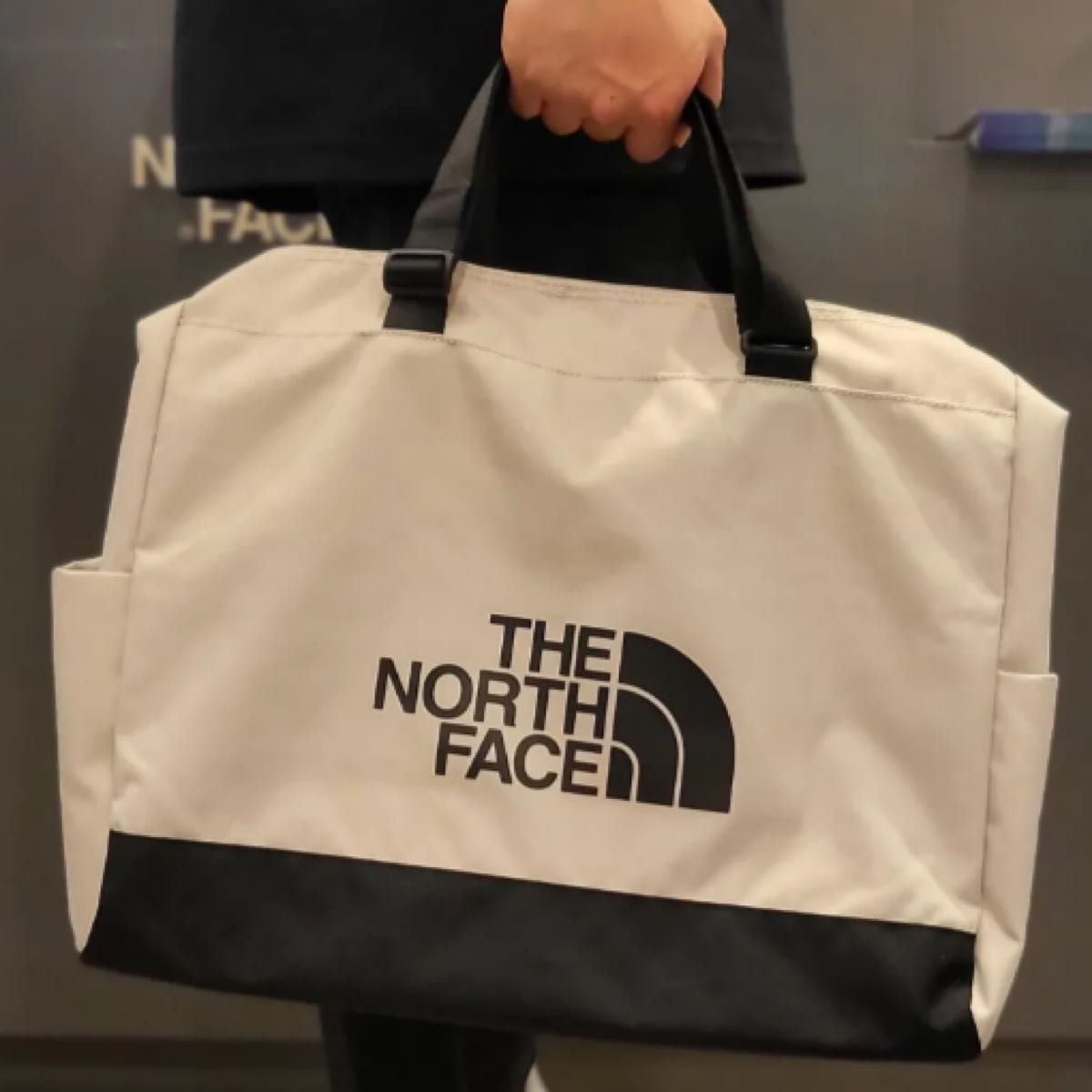 THE NORTH FACE  新品未使用　正規品　ノースフェイス ボストンバッグ　ショルダーバッグ　男女兼用
